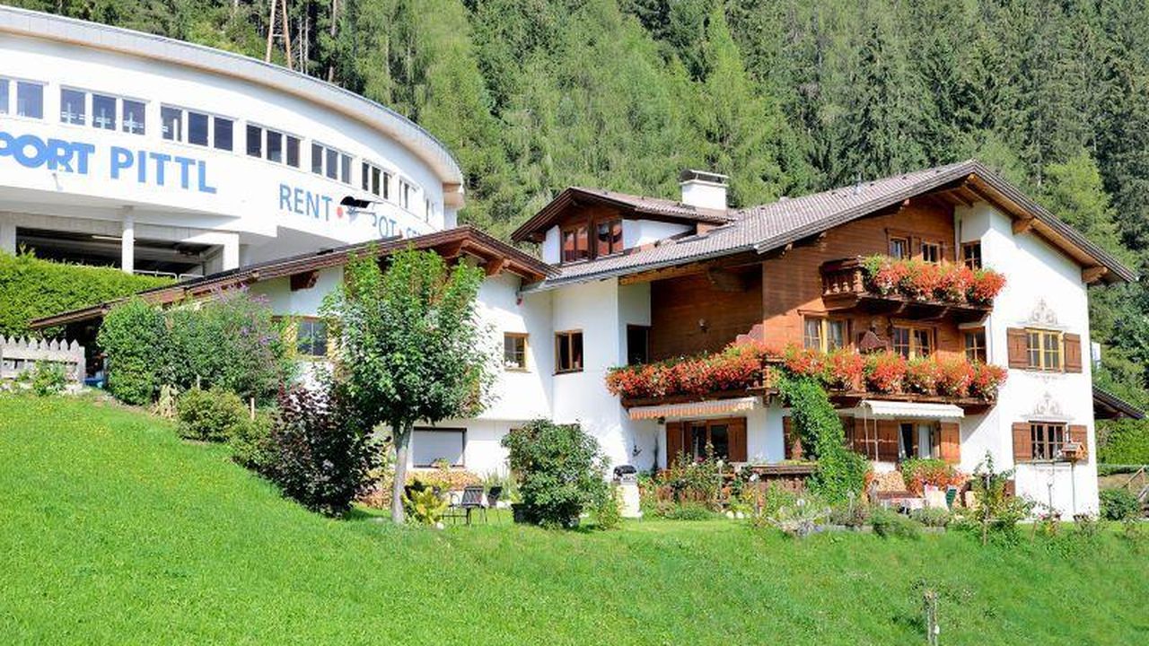 Roasnhof Hausansicht Roasnhof Hausansicht